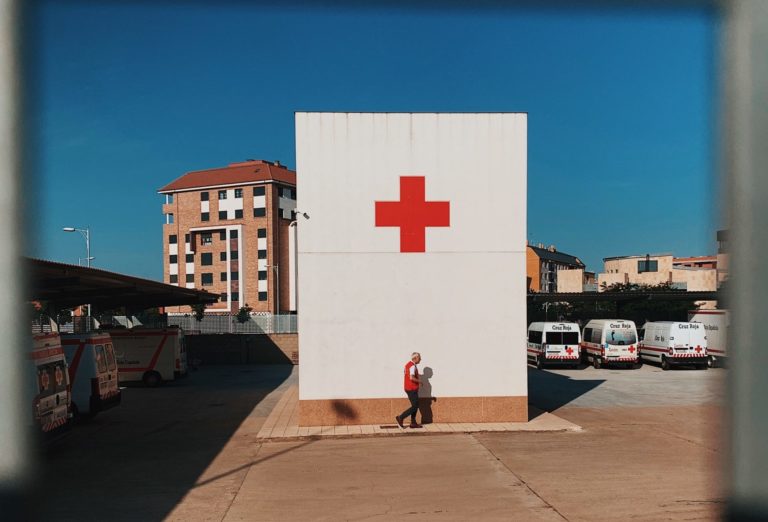 jon-tyson-yrwV3tYeE0Q-unsplash